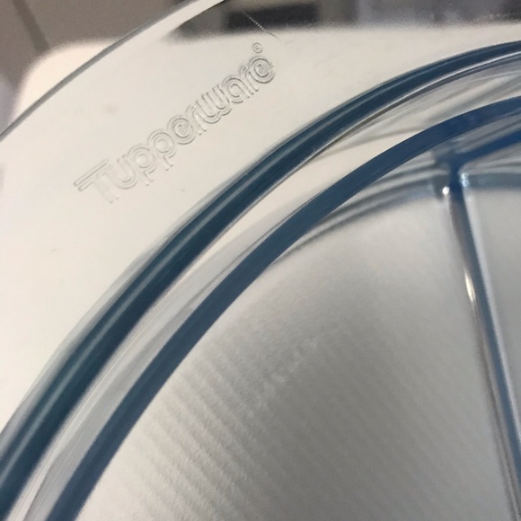 Tupperware Divided Tray - Picture 5 of 5